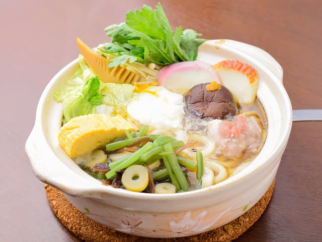 山菜鍋焼きうどん